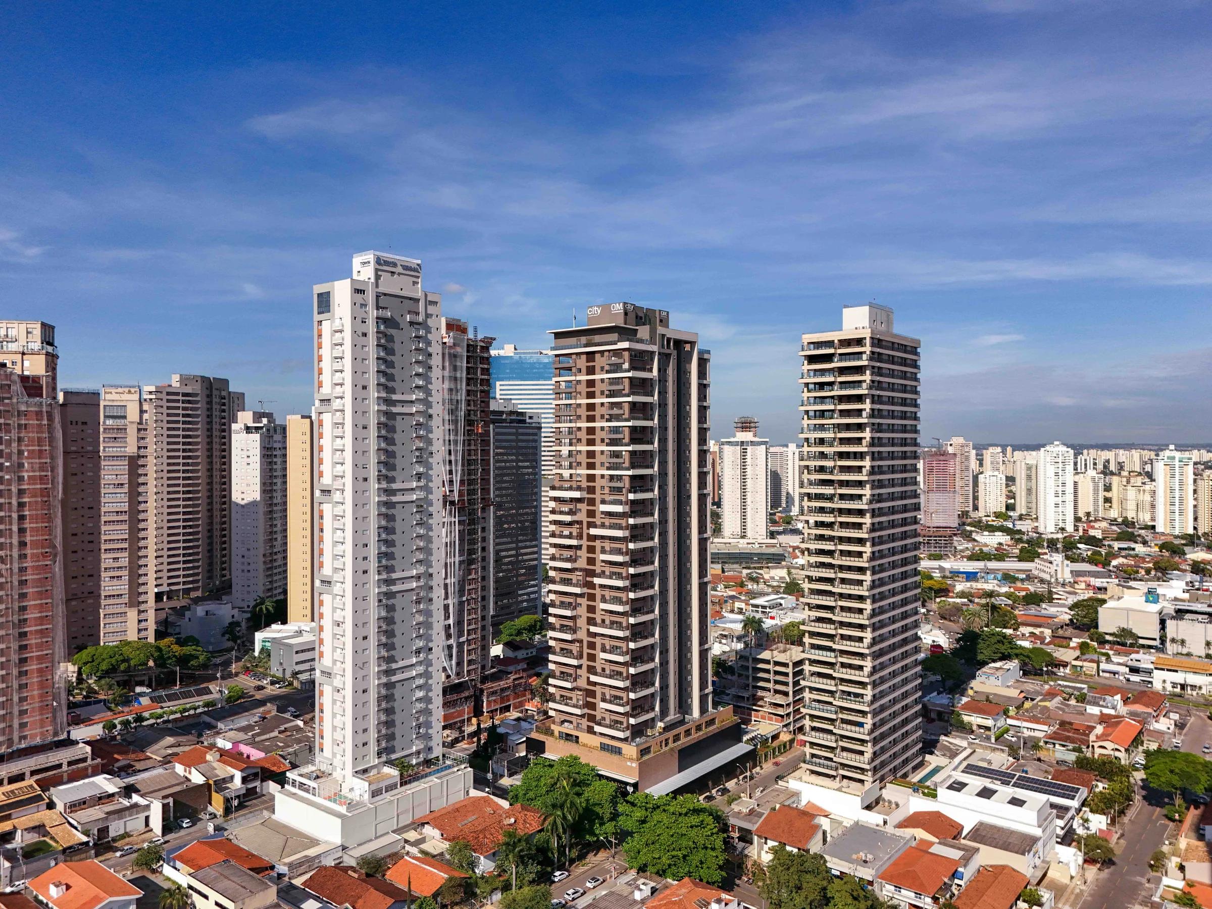Vista aérea das torres no Setor Marista