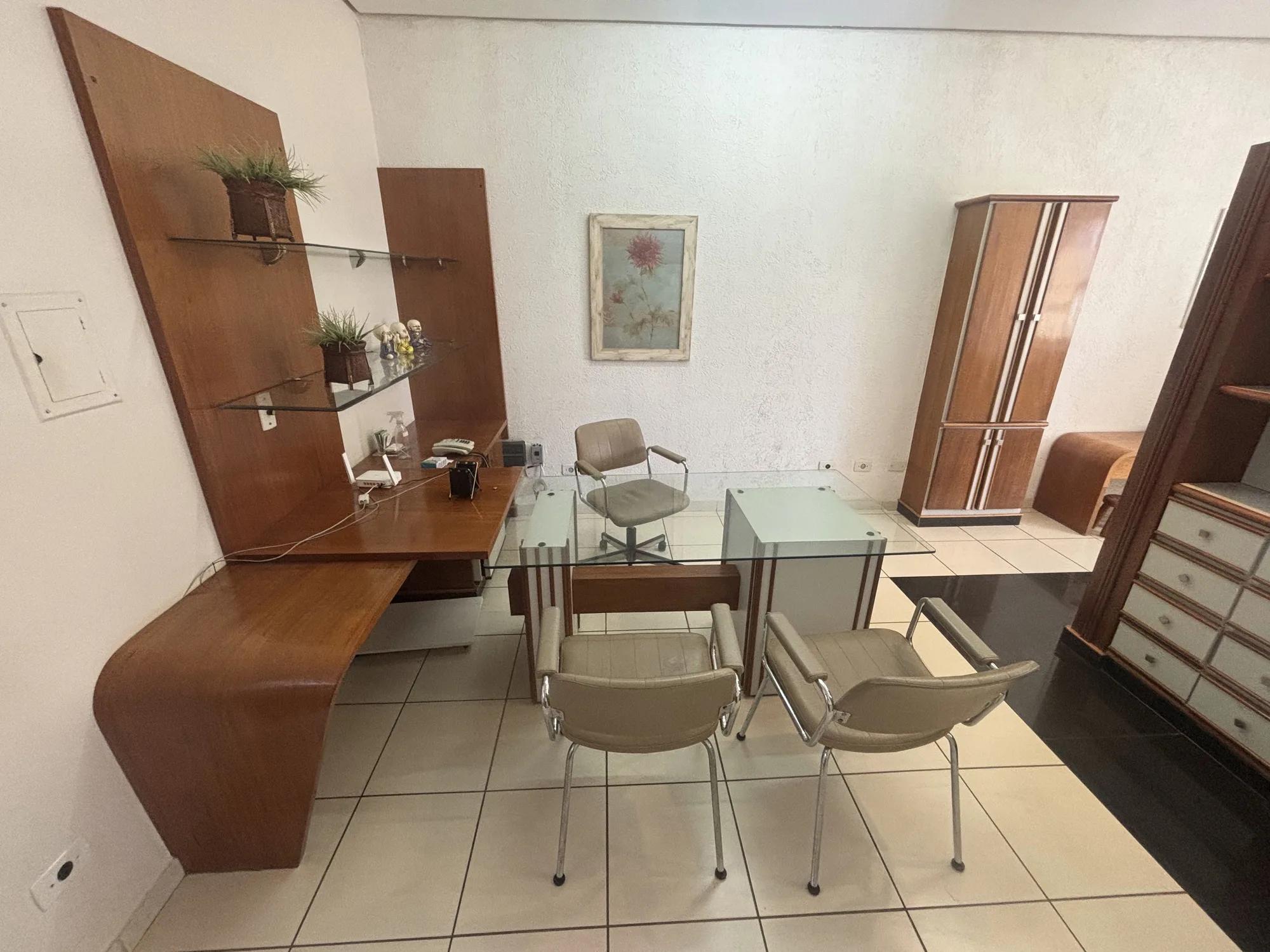 Consultório — Comercial 502